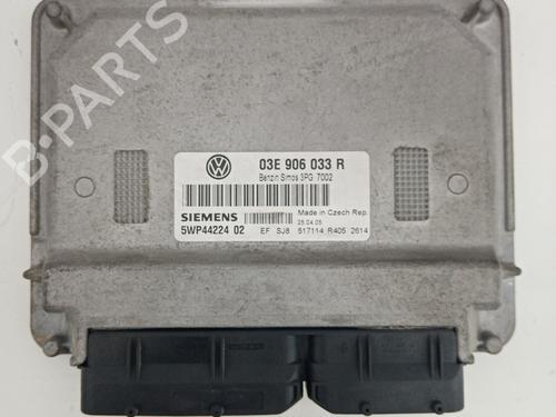 Used Engine control unit (ECU) Engine control unit (ECU) VW POLO IV (9N_, 9A_) 1.2 12V (64 hp) 21032171 21032171