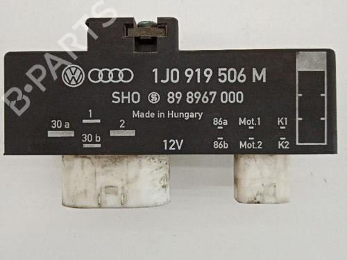 Used Electronic module Electronic module VW POLO IV (9N_, 9A_) 1.4 TDI (80 hp) 21035621 21035621