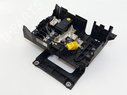 Used Fuse box Fuse box PORSCHE CAYENNE (9PA) Turbo 4.5 (450 hp) 26139599 26139599