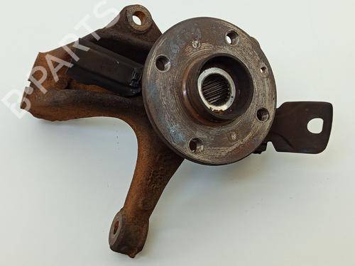 Used Right front steering knuckle Right front steering knuckle TOYOTA AYGO (_B1_) 1.0 (KGB10_, KGB10R) (68 hp) 24644437 24644437