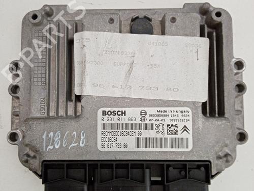 Used Engine control unit (ECU) Engine control unit (ECU) CITROËN C4 I (LC_) 1.6 HDi (90 hp) 21032985 21032985