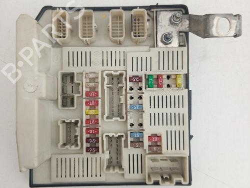 Used Fuse box Fuse box RENAULT SCÉNIC II (JM0/1_) 1.5 dCi (JM1E, JM16) (106 hp) 21039172 21039172