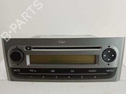 Used Radio Radio FIAT GRANDE PUNTO (199_) 1.2 (69 hp) 21031063 21031063