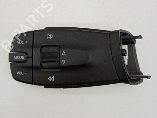 Used Steering wheel controls Steering wheel controls SEAT IBIZA IV (6J5, 6P1) 1.6 TDI (90 hp) 21036759 21036759