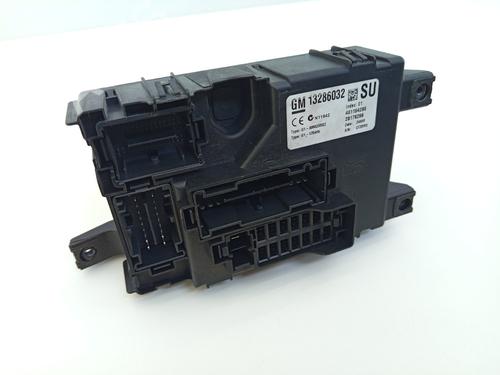 Used Fuse box Fuse box OPEL CORSA D (S07) 1.2 (L08, L68) (80 hp) 23550695 23550695
