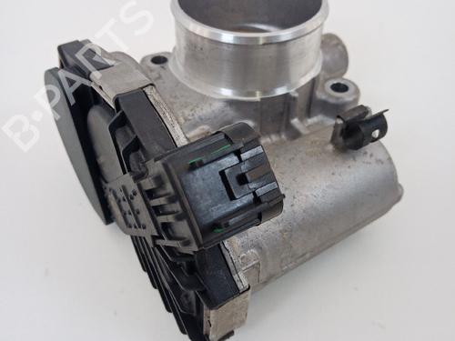 Used Throttle body Throttle body OPEL CORSA D (S07) 1.2 (L08, L68) (86 hp) 21042282 21042282