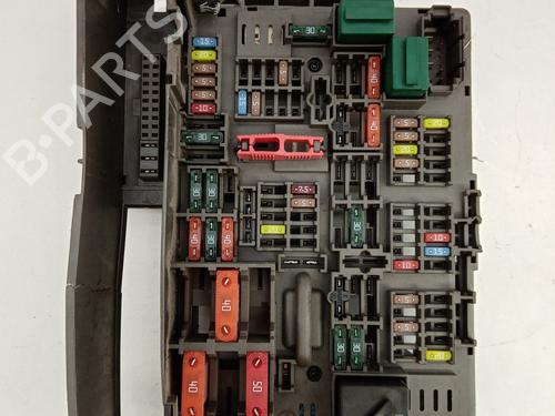 Used Fuse box Fuse box BMW 1 (E81) 118 d (143 hp) 21033187 21033187