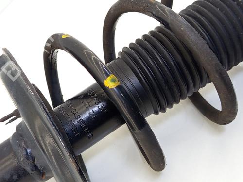 Right front shock absorber KIA VENGA (YN) 1.4 CRDi 90 | BP30123697M17 - Image 3