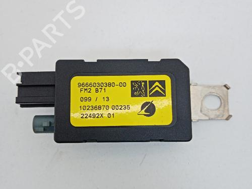 Used Electronic module Electronic module CITROËN C4 II (NC_) 1.6 HDi 90 (92 hp) 21596104 21596104