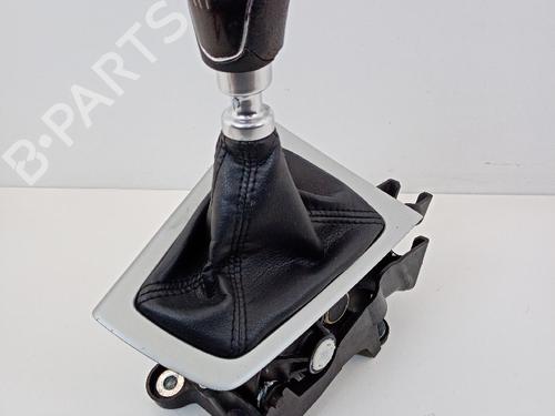 Used Gear lever Gear lever FORD FOCUS III Turnier 1.6 TDCi (115 hp) 22354616 22354616