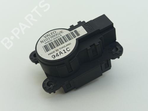 electronic-module-renault-megane-iii-hatchback-bz01_-b3_-2008-23885657 main image