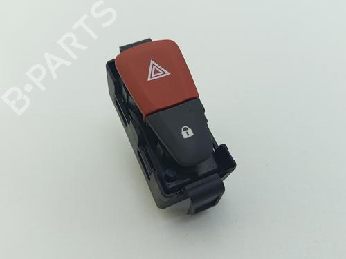 warning-switch-renault-megane-iii-hatchback-bz01_-b3_-2008-23884881 main image