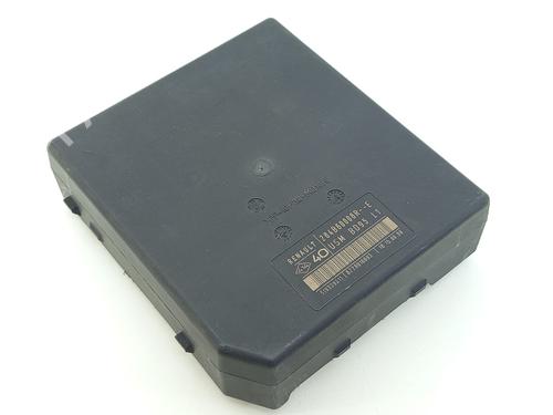 Used Fuse box Fuse box RENAULT MEGANE III Hatchback (BZ0/1_, B3_) 1.5 dCi (106 hp) 23883065 23883065