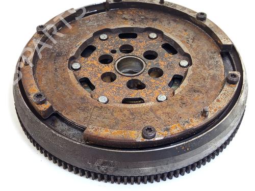 Flywheel CITROËN C5 III (RD_) 1.6 HDi 110 (RD9HL0, RD9HR8, RD9HRA) | BP31042687M101 - Image 2