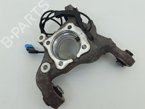 Used Right rear steering knuckle Right rear steering knuckle MERCEDES-BENZ CLA Coupe (C117) CLA 45 AMG 4-matic (117.352) (360 hp) 25131421 25131421