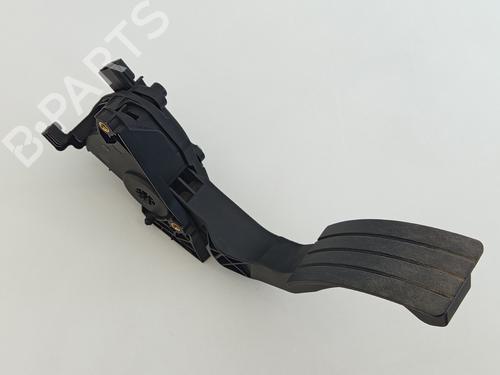 pedal-dacia-sandero-ii-2012-25881458 main image