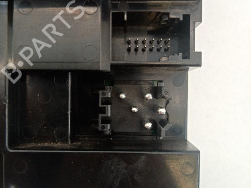 Left front window switch BMW X5 (E53) 3.0 i | BP21041136I27 - Image 5