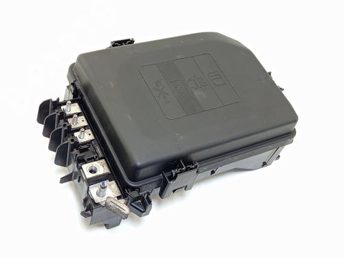 Used Fuse box Fuse box OPEL ASTRA K Sports Tourer (B16) 1.4 Turbo (35) (150 hp) 30296206 30296206