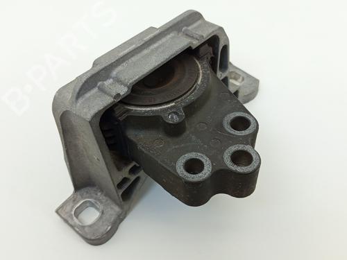 Used Engine mount Engine mount FORD FOCUS III 1.0 EcoBoost (100 hp) 23185702 23185702