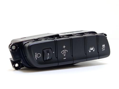 switch-hyundai-i30-estate-pde-2017-29619539 main image
