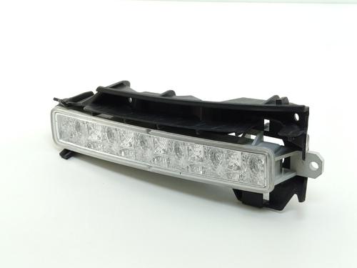 left-daytime-light-toyota-aygo-_b4_-2014-25490151 main image