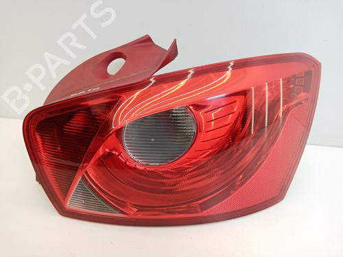 Used Right taillight Right taillight 22370206 22370206