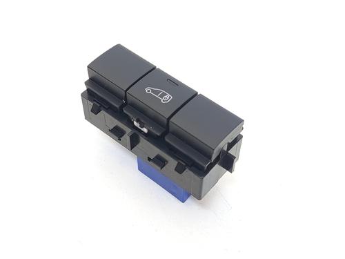 switch-peugeot-expert-van-v_-2016-32213989 main image