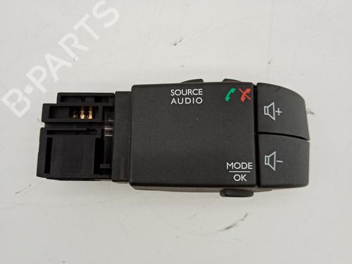 Radio RENAULT CLIO IV Hatchback Van (BH_) 1.5 dCi 90 (BHAJ) 34442C2336
