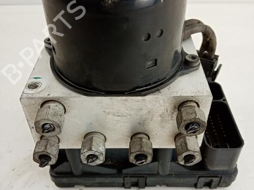 Used ABS pump CHRYSLER VOYAGER IV (RG, RS) 2.5 CRD (141 hp) 21029261