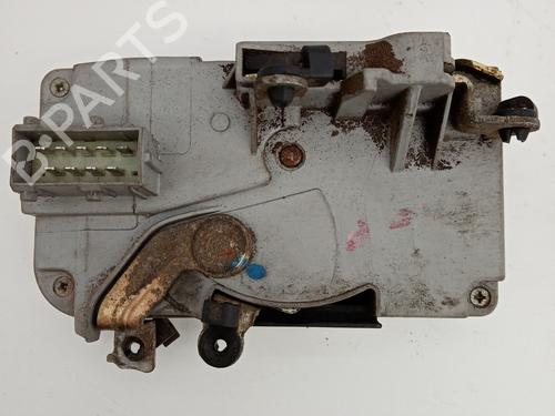 Używane Zamek drzwi przednich prawych PEUGEOT 406 (8B) 2.0 HDI 110 (109 hp) 21030113