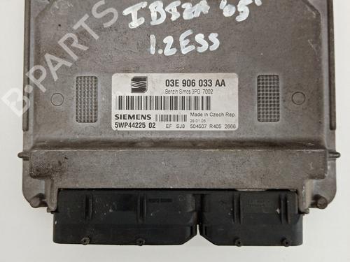Used Engine control unit (ECU) SEAT IBIZA III (6L1) 1.2 12V (70 hp) 21031164