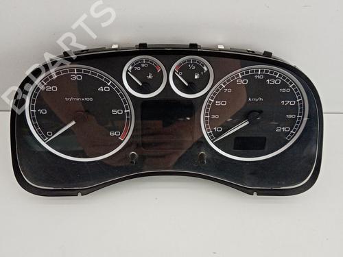 Used Instrument cluster PEUGEOT 307 (3A/C) 1.6 HDi 110 (109 hp) 21031181