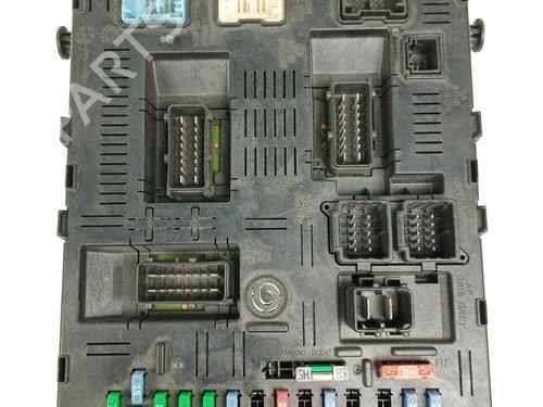 Used Fuse box PEUGEOT 307 (3A/C) [2000-2012]  21032070