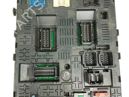 Caixa de fusíveis PEUGEOT 407 (6D_) [2004-2011]  21032067