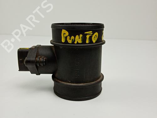 Used Mass air flow sensor FIAT PUNTO (188_) [1999-2012]  21032683