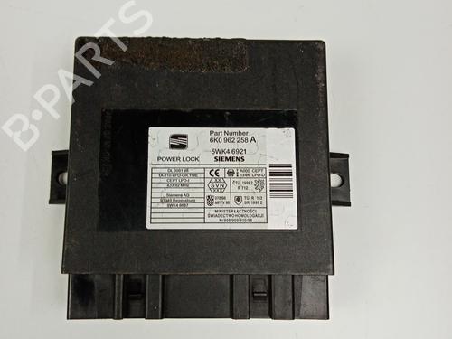 Used Electronic module SEAT IBIZA II (6K1) [1993-2002]  21032997