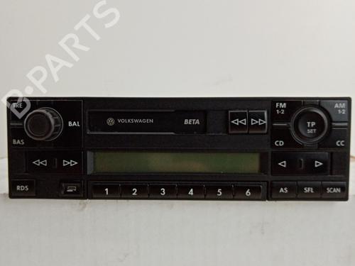 Used Radio VW GOLF IV (1J1) 1.4 16V (75 hp) 21033669