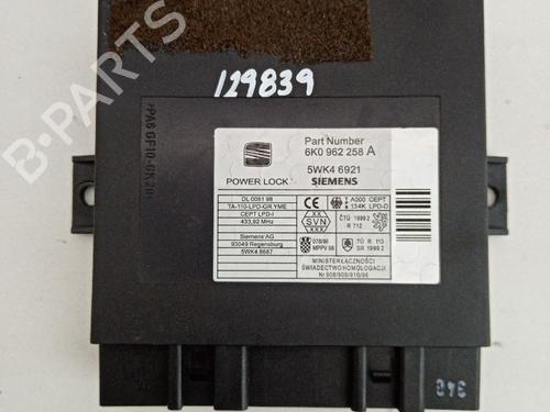 Used Electronic module SEAT IBIZA II (6K1) [1993-2002]  21033784