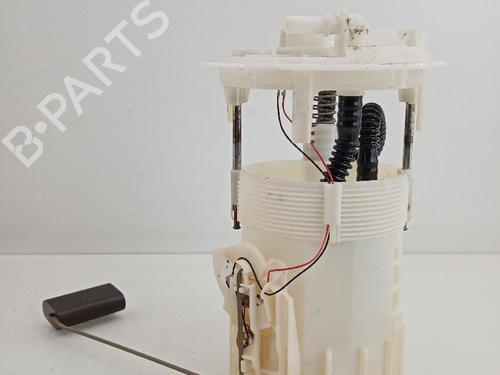 Used Fuel pump RENAULT KANGOO (KC0/1_) 1.5 dCi (57 hp) 21033940