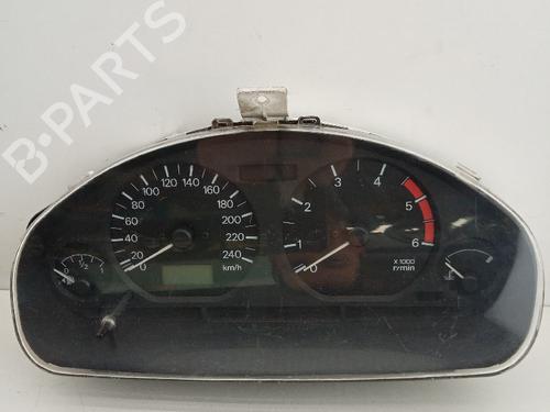 Used Instrument cluster MITSUBISHI CARISMA (DA_) [1995-2006]  21033973