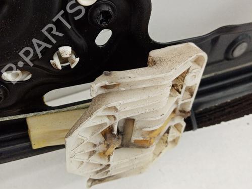 Front right window mechanism BMW 1 (E87) 118 d | BP21035840C23 