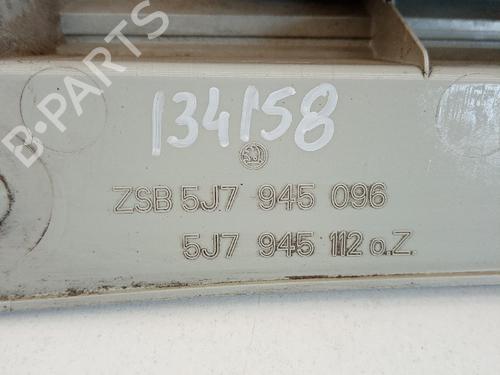 Right taillight SKODA ROOMSTER (5J7) 1.9 TDI | BP21036138C35