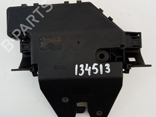Used Tailgate lock BMW 3 (E46) 320 d (150 hp) 21036411