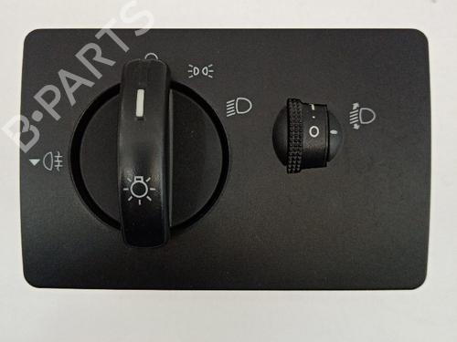 Used Headlight switch FORD FIESTA V (JH_, JD_) [2001-2014]  21037044