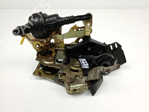 Front left lock MERCEDES-BENZ C-CLASS (W202) C 220 D (202.021) A2027200935