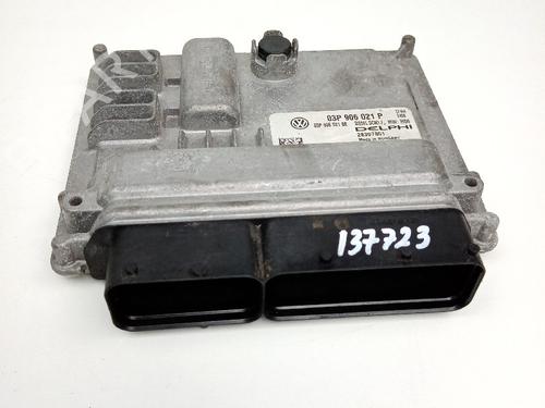 Used Engine control unit (ECU) SEAT IBIZA IV (6J5, 6P1) 1.2 TDI (75 hp) 21038131