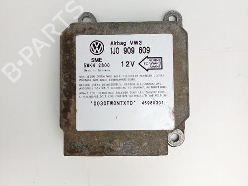 Used ECU airbags VW GOLF IV (1J1) 1.9 TDI (110 hp) 21038255