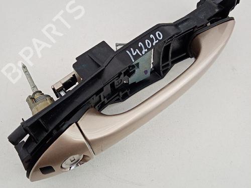 Venstre foran utvendig håndtak MERCEDES-BENZ E-CLASS (W211) E 320 CDI (211.026) | BP21039869C128