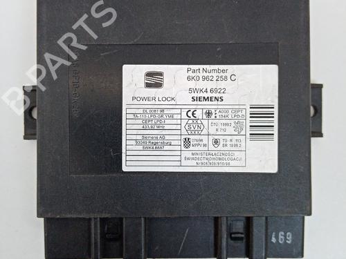 Used Electronic module SEAT IBIZA II (6K1) [1993-2002]  21040122