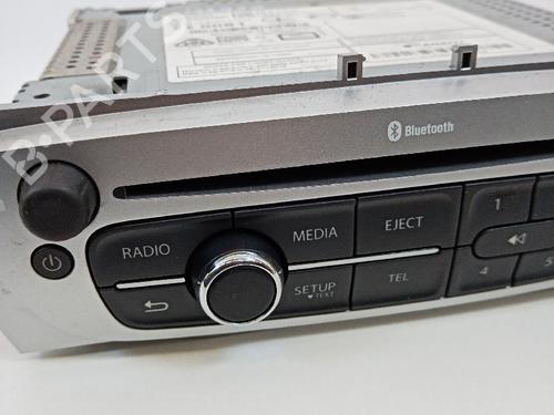 Radio RENAULT MEGANE III Grandtour (KZ0/1) 1.5 dCi (KZ09, KZ0D, KZ1G, KZ29, KZ14, KZ1W, KZ10, KZ1F,... | BP21040184E6